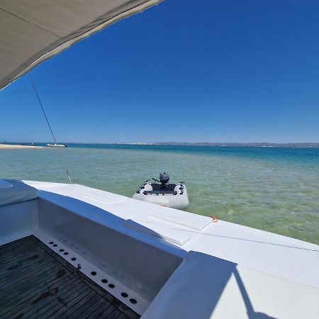 Отель Barco Casa Catamara Sleepandboat Фару Экстерьер фото