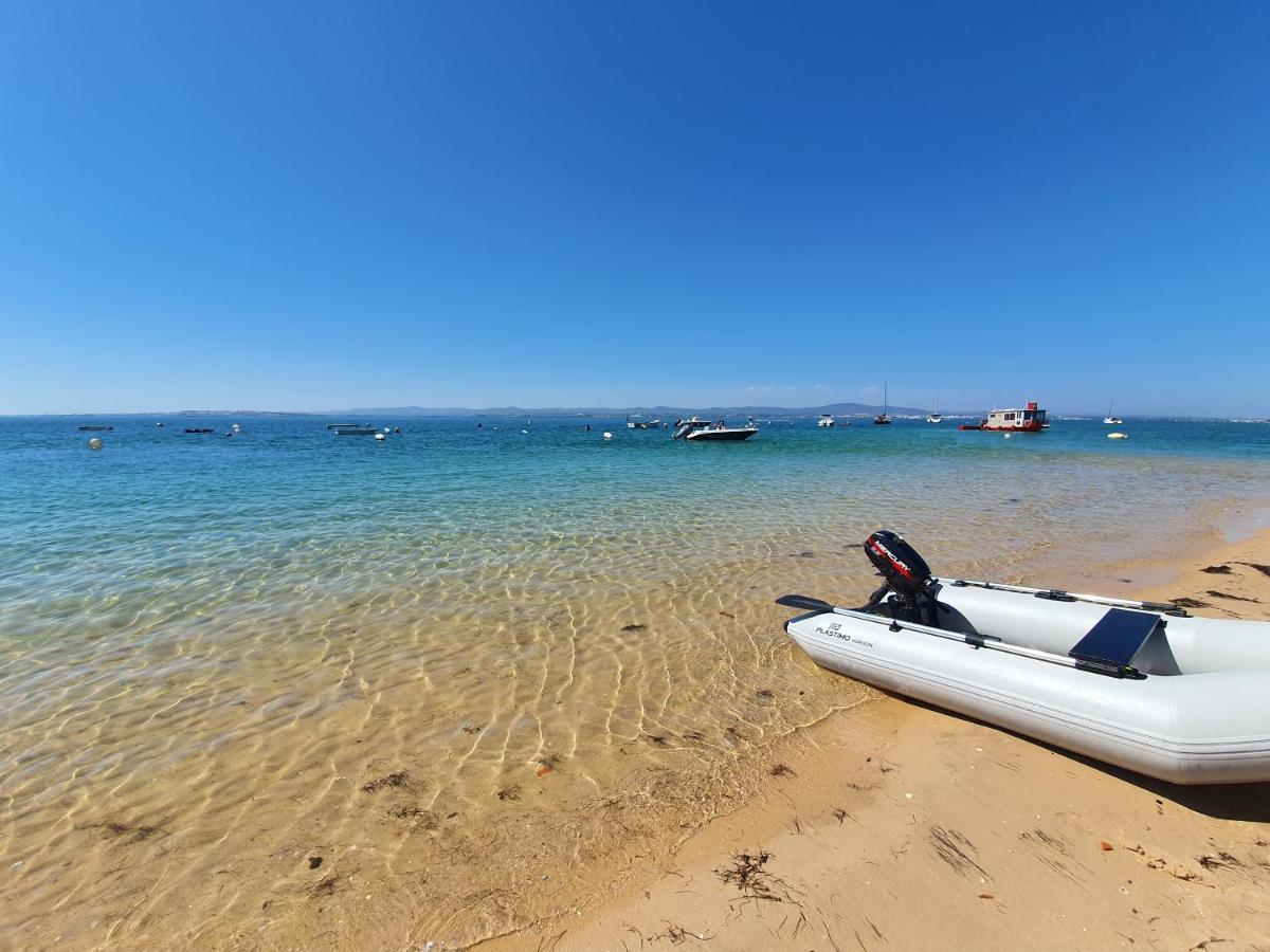 Отель Barco Casa Catamara Sleepandboat Фару Экстерьер фото